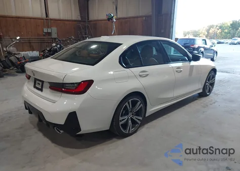 2025 BMW 3 Series 330I xDrive z USA, uszkodzony, nr VIN 3MW89CW07S8F34068